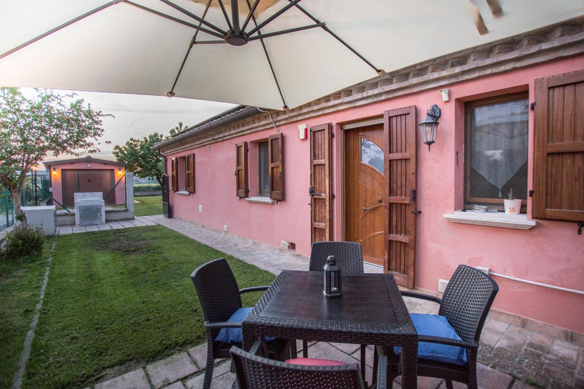 Hotel Casa Di Marco E Kaila Tavullia Zewnętrze zdjęcie